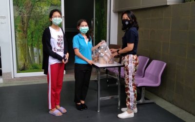 วันที่ 4 พฤษภาคม 2564 ร้าน Cha-Ta-wan ได้นำน้ำชานม และ ขนม มามอบให้บุคลากรทางการแพทย์ และเจ้าหน้าที่โรงพยาบาลศูนย์บริการการแพทย์นนทบุรี